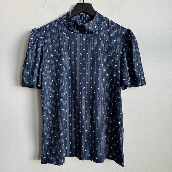 Byrdie Golf Social Wear Marina Mock Neck Top - Picture 4 of 13